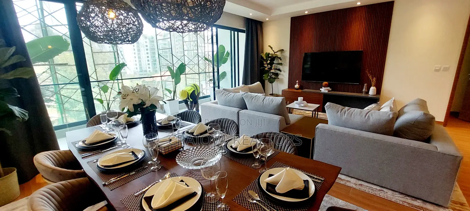 3bdrm Apartment in Riverside Drive for sale