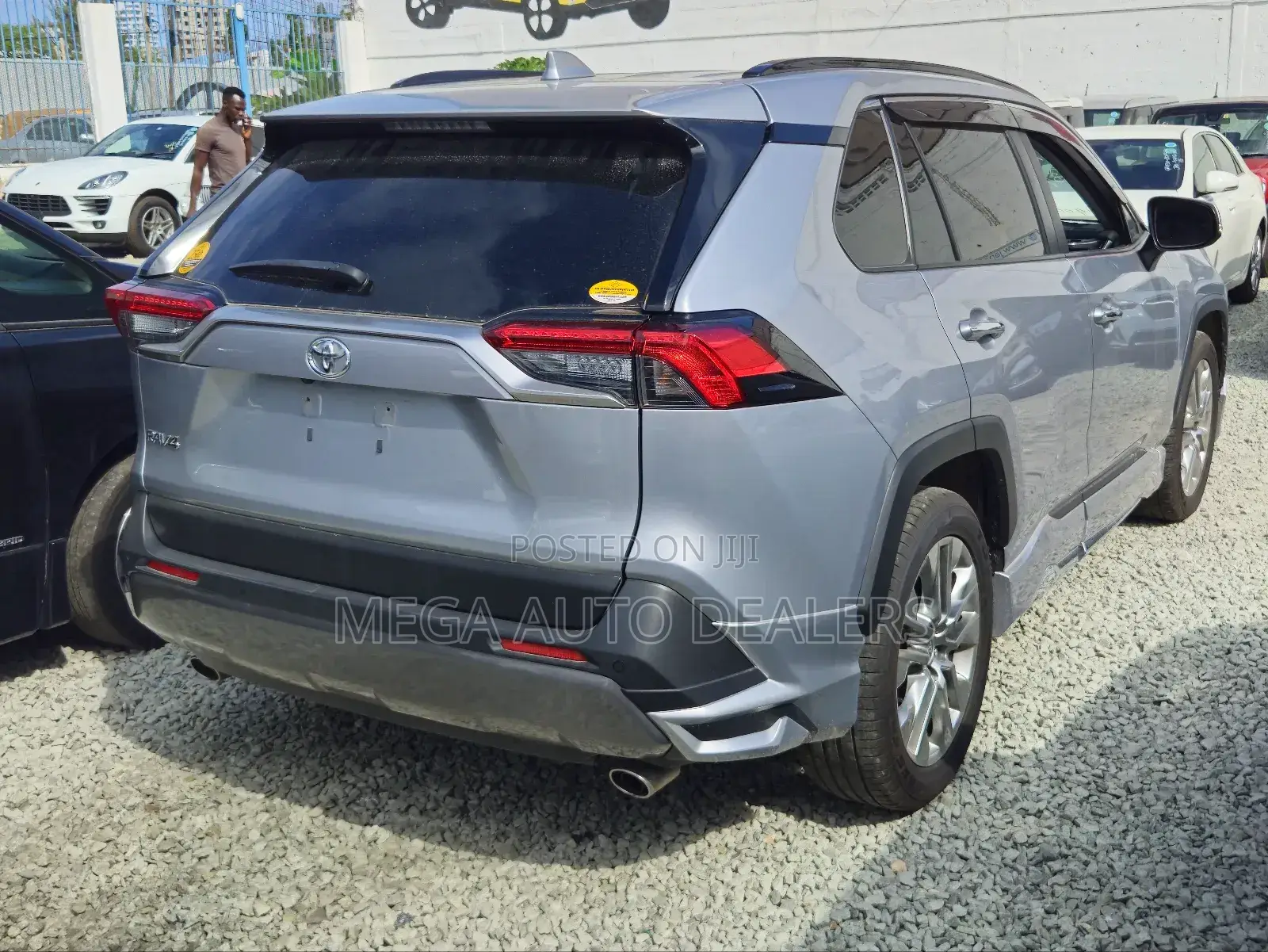 Toyota RAV4 Limited AWD 2019 Silver