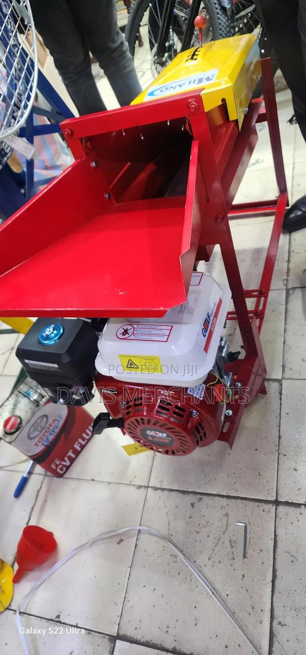 Maize Sheller With Petrol Engine - main view