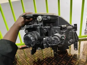 Nissan Xtrail T31 Zenon Headlight