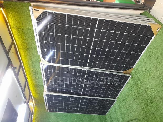 500w Solar Panels - main view