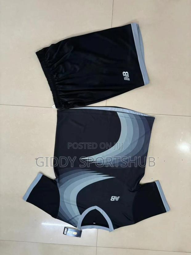 Super Quality Soccer or Games Uniform - thumbnail 2