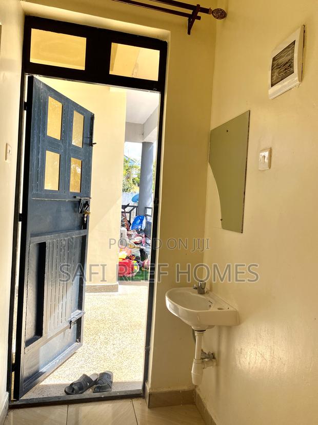Studio Apartment in Nyali for rent - thumbnail 11