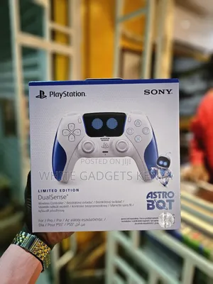 Astro Bot Limited Edition Dual Sense Pad Controller
