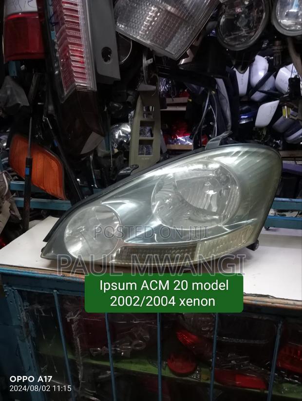 Head Light Ipsum ACM 20 Model 2002/2004 Xenon