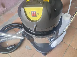 Aico Japan 20l Wet and Dry Carpet Cleaner.