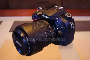 Nikon D7100
