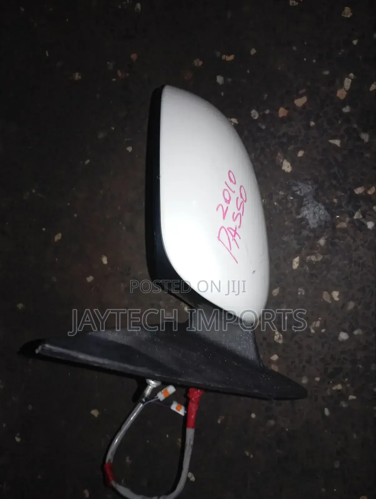 Passo 2012 LHS Sidemirror