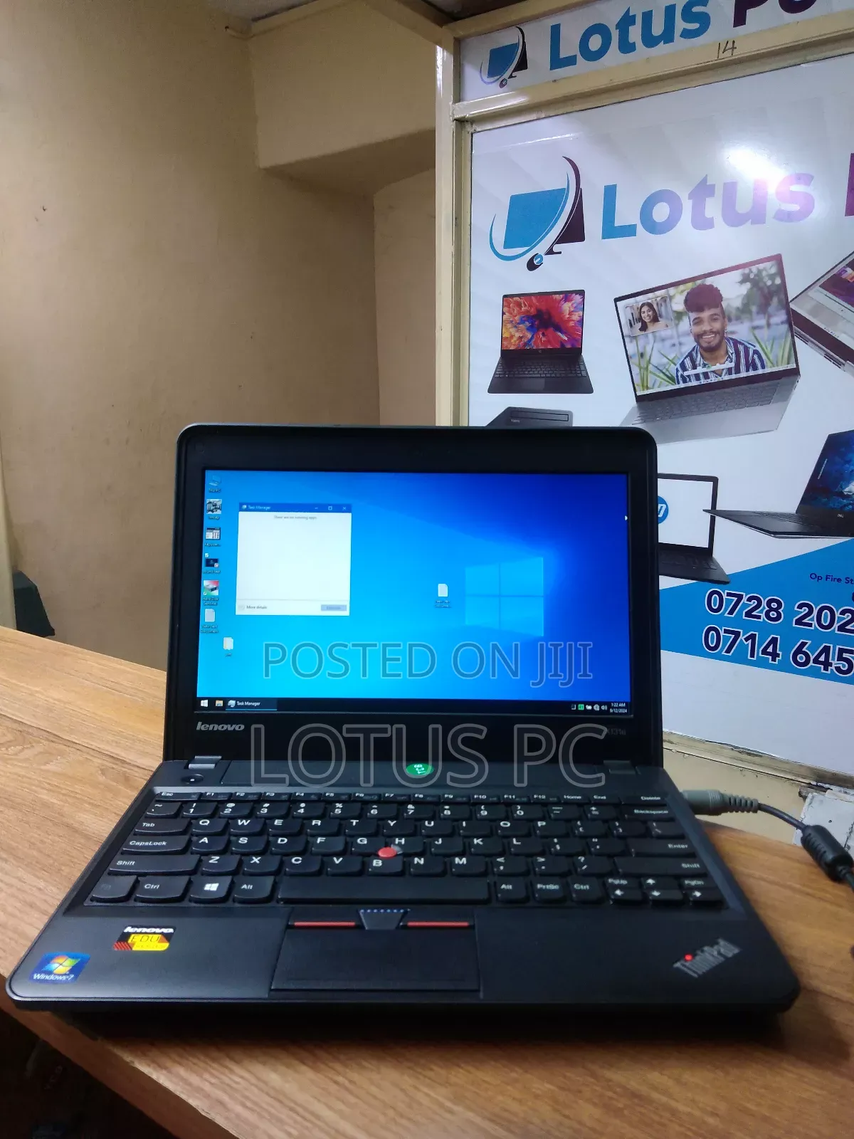 Laptop Lenovo ThinkPad X131e 4GB Intel Celeron HDD 500GB