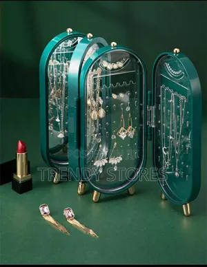 Green Vintage Retro Jewelry Rack
