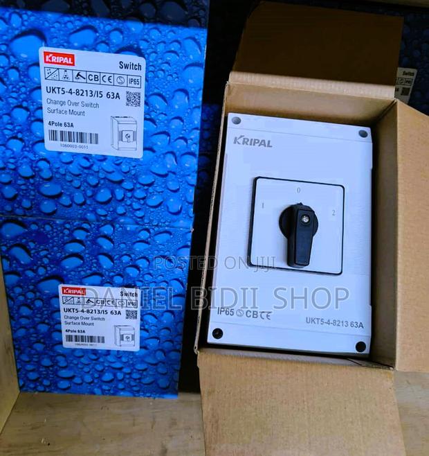 Kripal 4 Pole 63amps Manual Change Over Switch - thumbnail 2