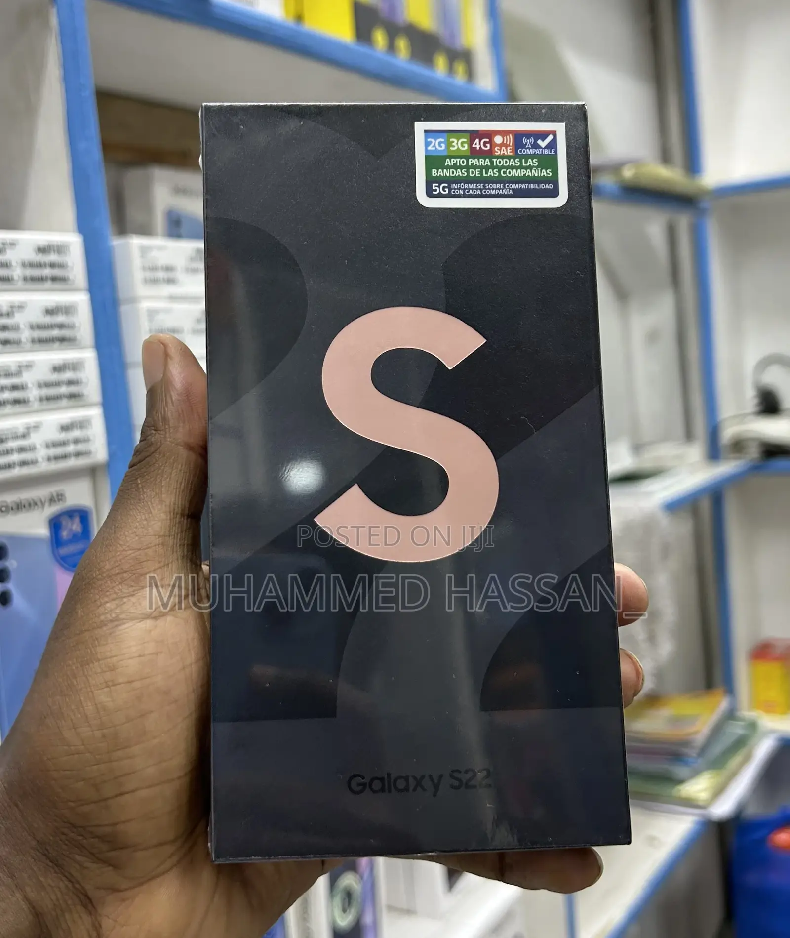 New Samsung Galaxy S22 5G 256 GB Bronze