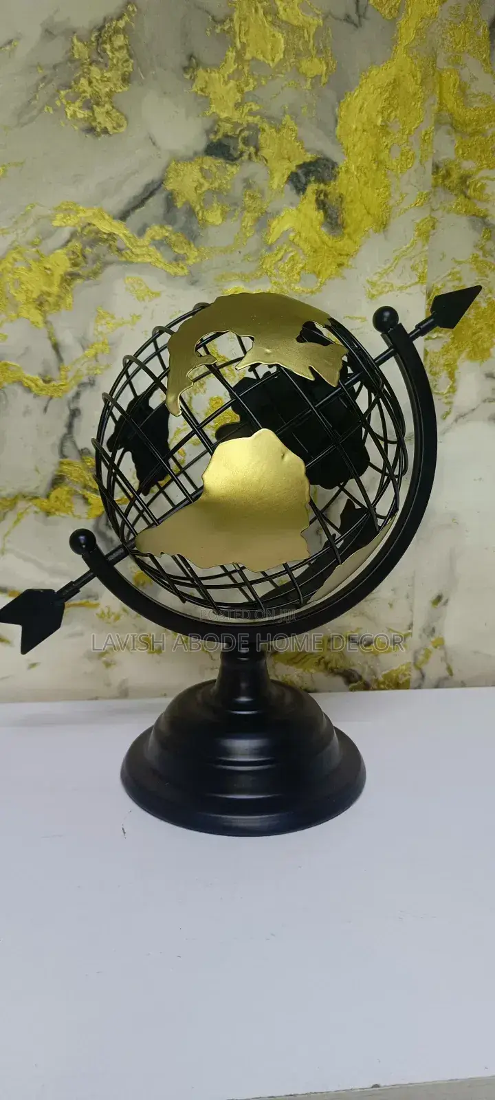 Metallic Globe Figurine Decor Home and Office Decoration
