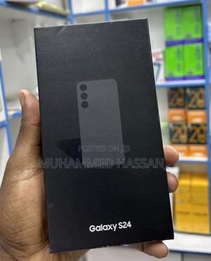 New Samsung Galaxy S24 256 GB Black - thumbnail 2
