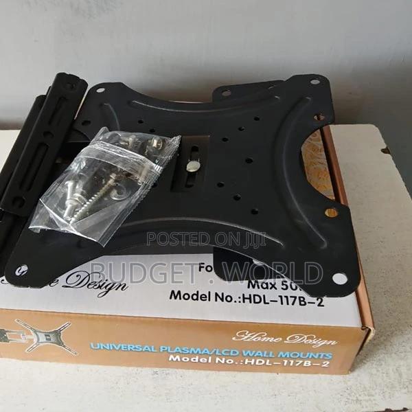 TV Stand 14′′-55′′ Quality Tilt and Swivel TV Wall Mount