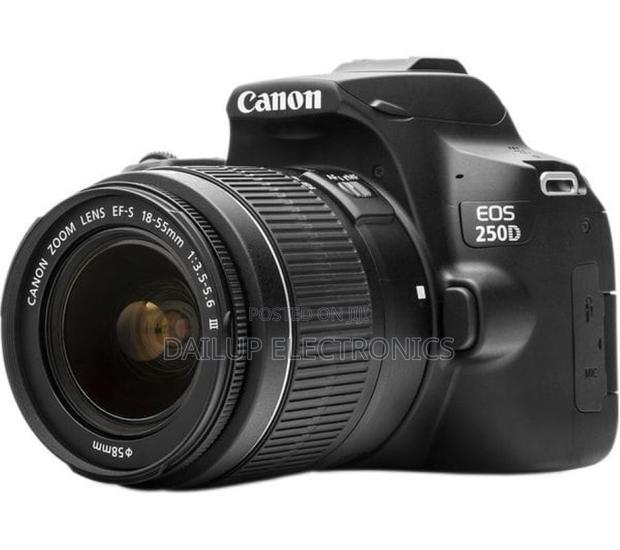 Canon EOS 250D