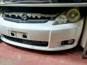 Toyota Wish 2002 Nosecut