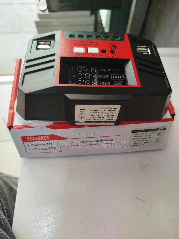 30ah Solar Charger Controller - thumbnail 2