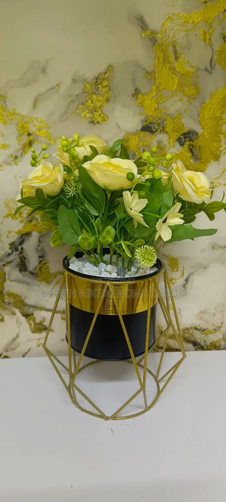 Nordic Black Vase With Flowers