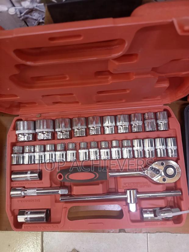 32pcs Socket Box Spanner Ratchet Set - main view