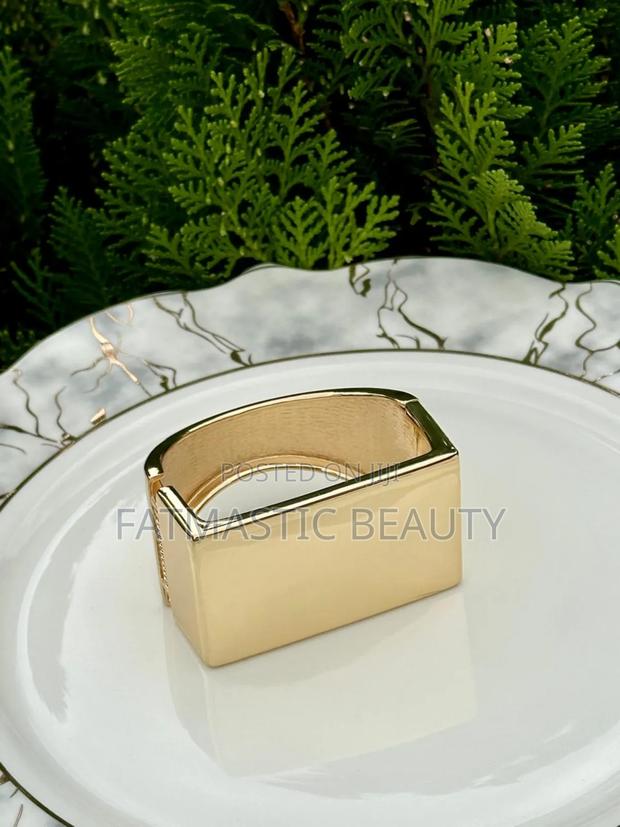 Stylish Bangle - thumbnail 3