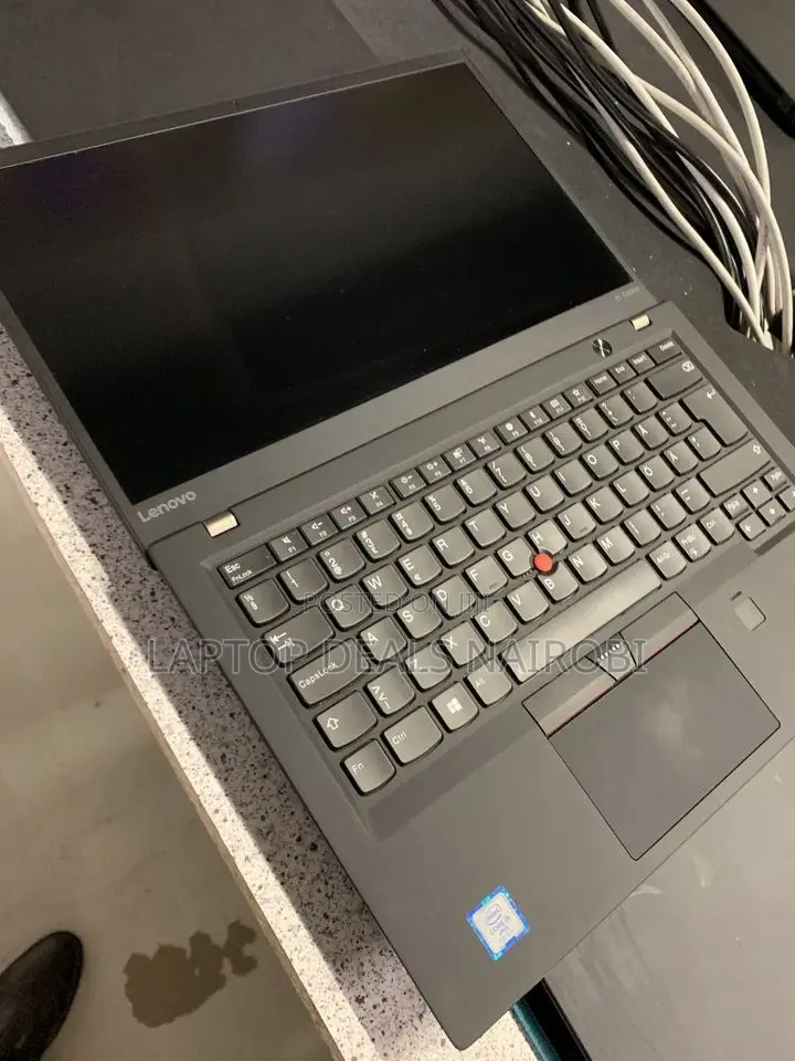 Laptop Lenovo ThinkPad X1 Carbon 8GB Intel Core I5 HDD+SSD 256GB