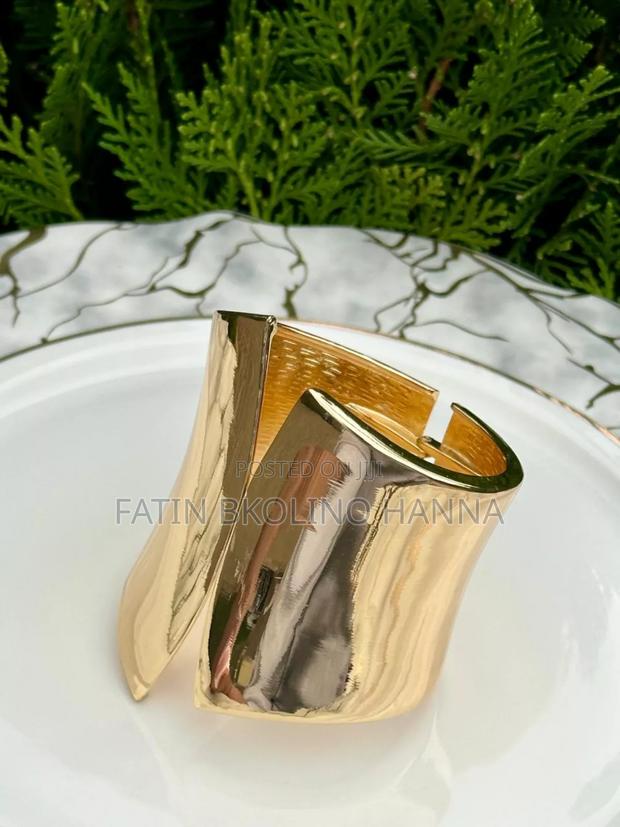 Chunky Bangle for Her - main view