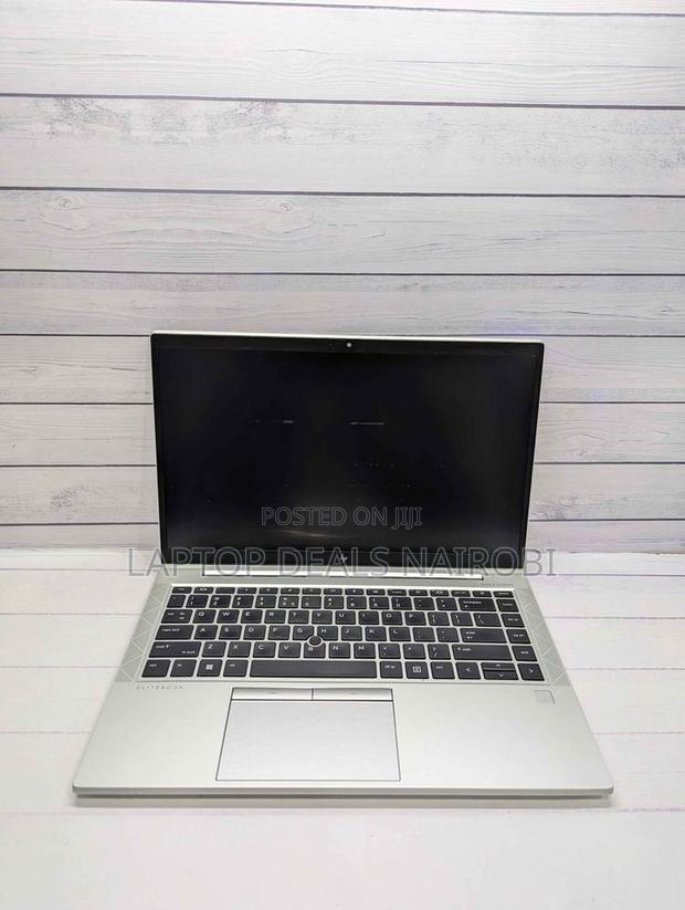 Laptop HP EliteBook 845 G8 16GB AMD Ryzen 5 SSD 256GB