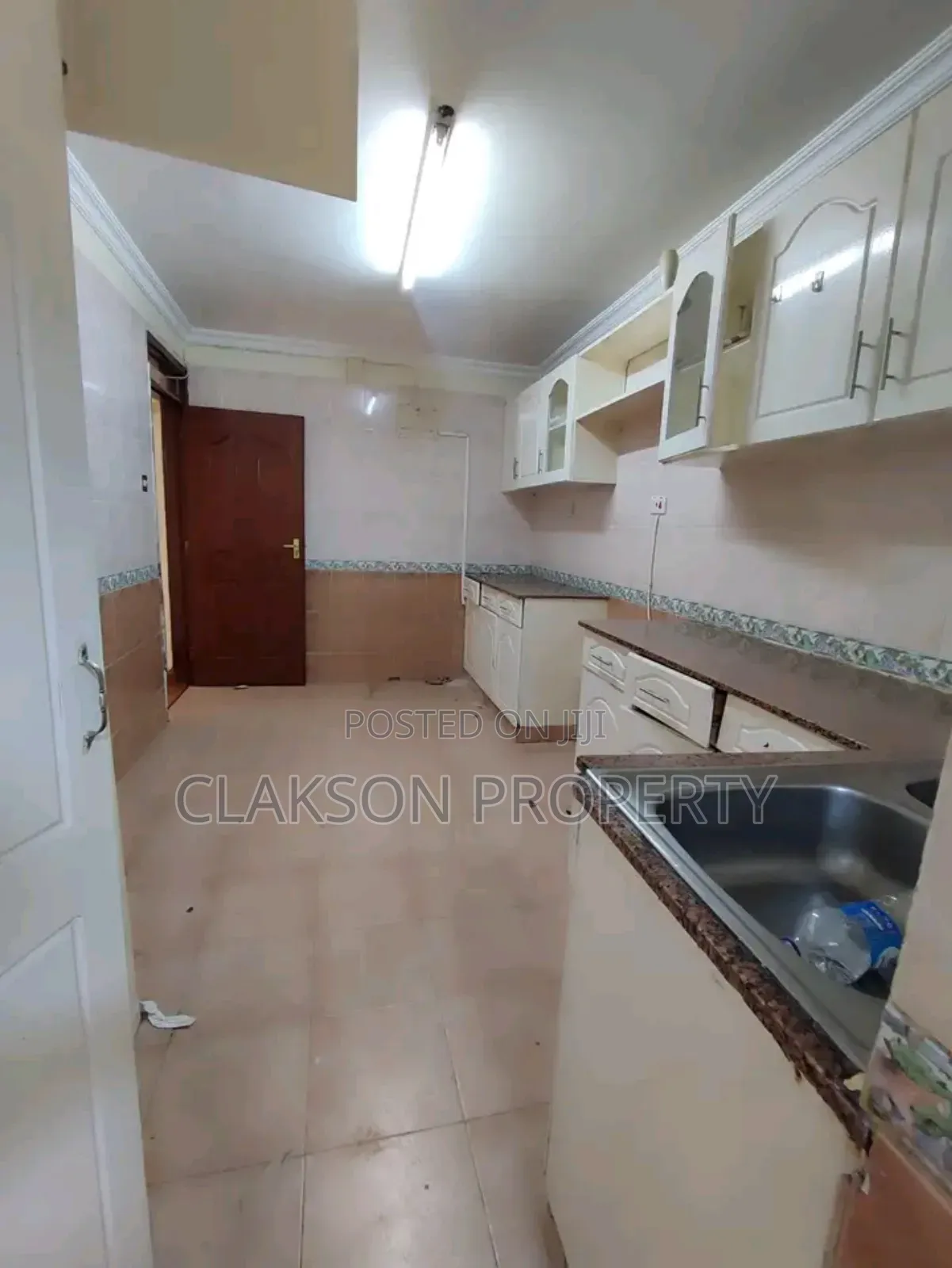 4bdrm Apartment in Riara, Kilimani for rent