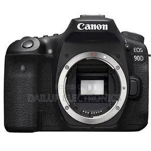 Canon EOS 90D