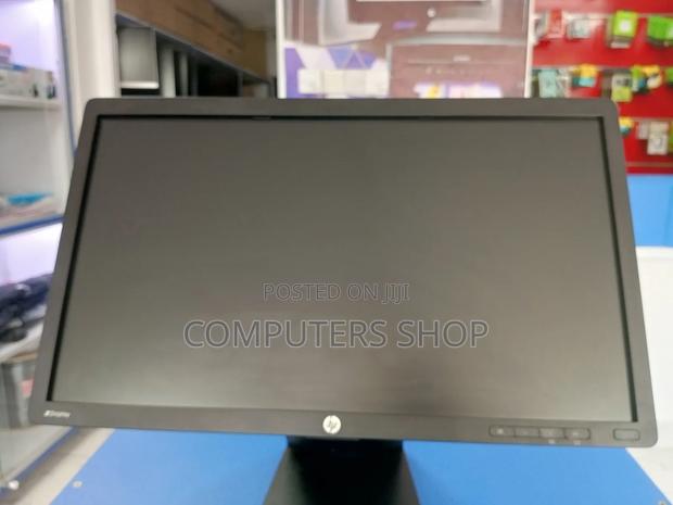 HP 22" Wide Screen Monitor - thumbnail 3