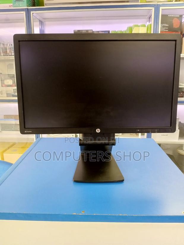 HP 22" Wide Screen Monitor - thumbnail 2