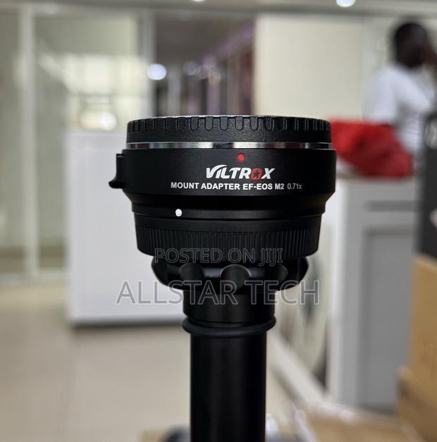 Viltrox EF-EOS M2 0.71x - main view