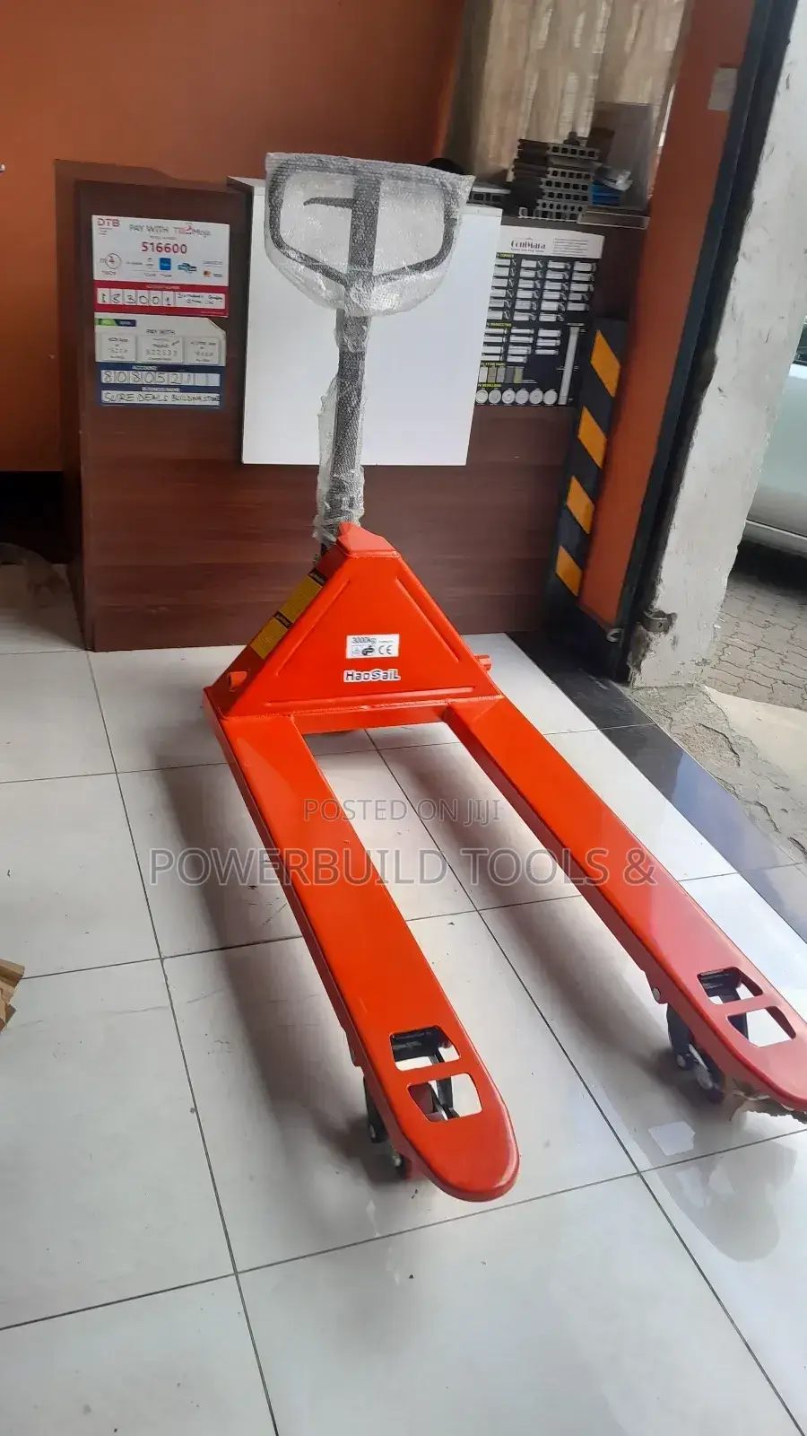 Hydrolift 3000kgs Pallet Truck Wide Base