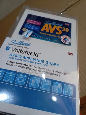 Sollatek AVS 30A Automatic Voltage Switcher