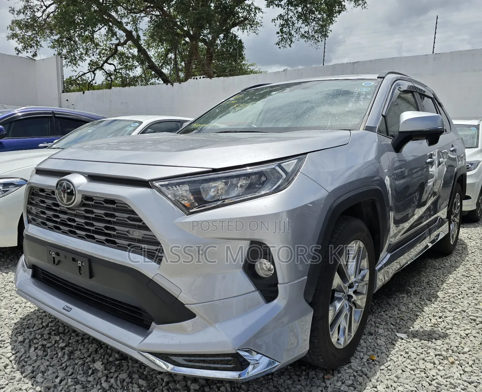 Toyota RAV4 Limited FWD 2019 Silver