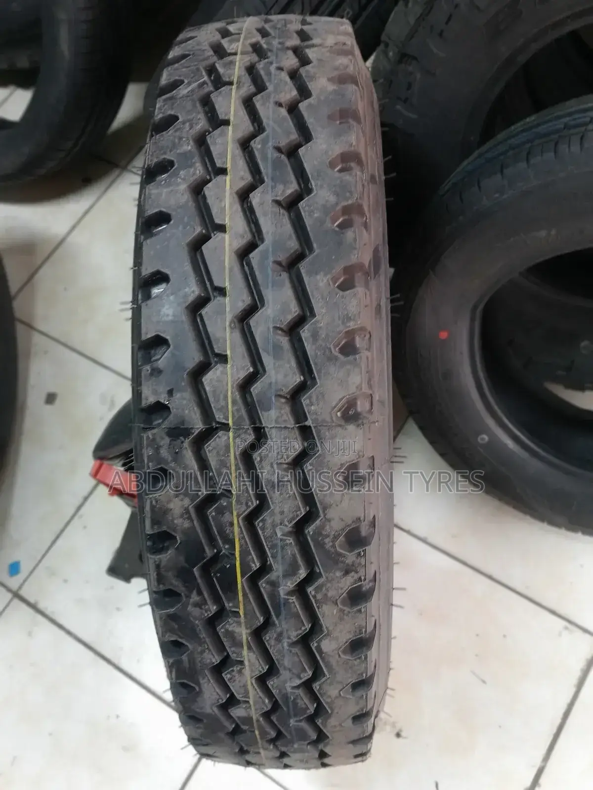 825 R16 Sportrak Tyres