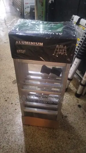 Foldable Ladder  4 Meters