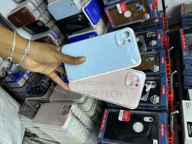 iPhone 14 Plus Silicone Case Matte Simple - thumbnail 3