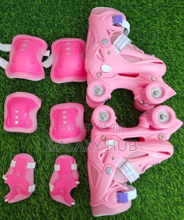Pink 4 Wheel Skate Shoes With Joint Protective Gears