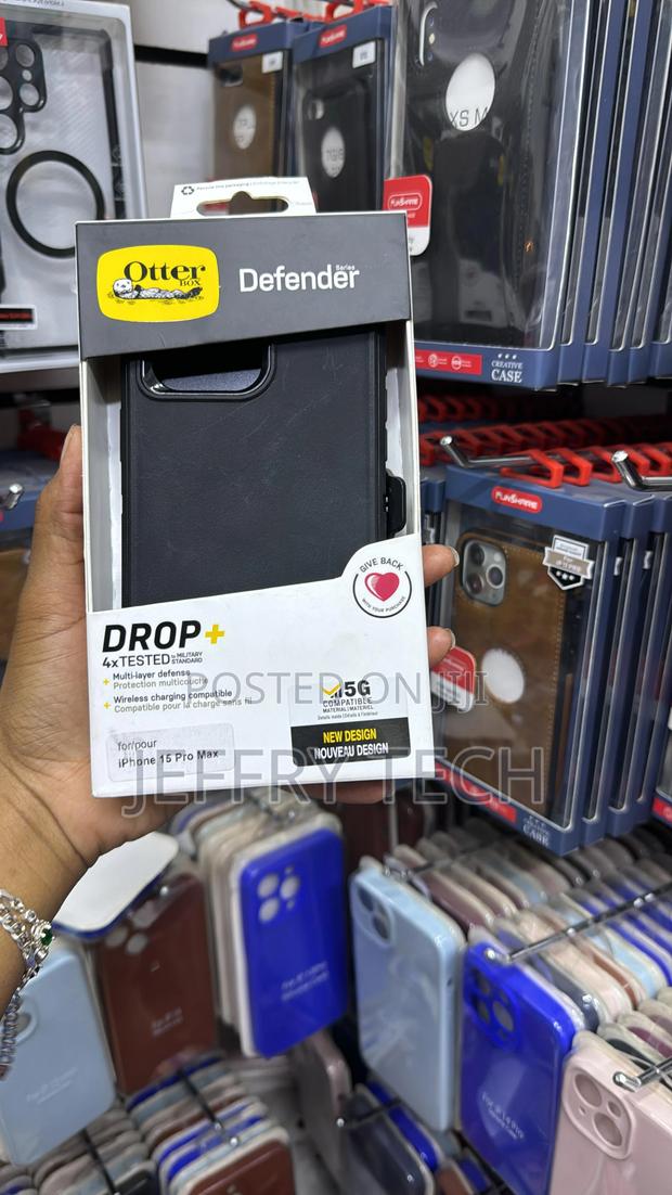 Otterbox Defender iPhone 15 Pro Max Case With Black - main view