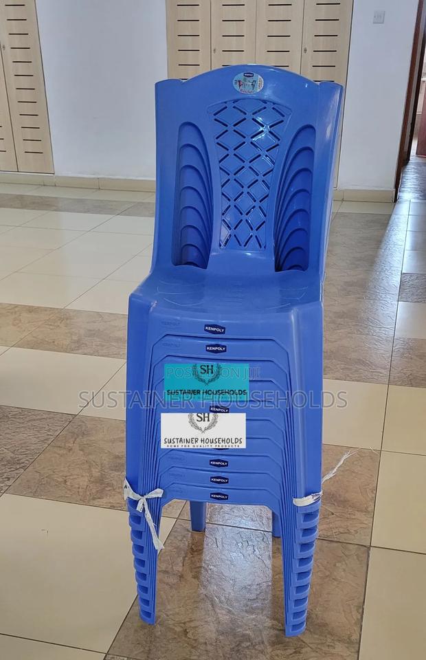 2032 Blue Armless Plastic Chairs - main view