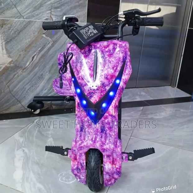 ~Kid's 3 Wheels Drift Scooter 80khs - main view