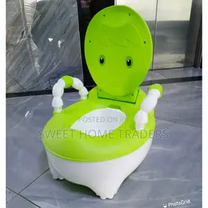 Baby Potty
Portable and Easy to Clean
