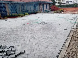 Cabros/Paving Blocks Laying