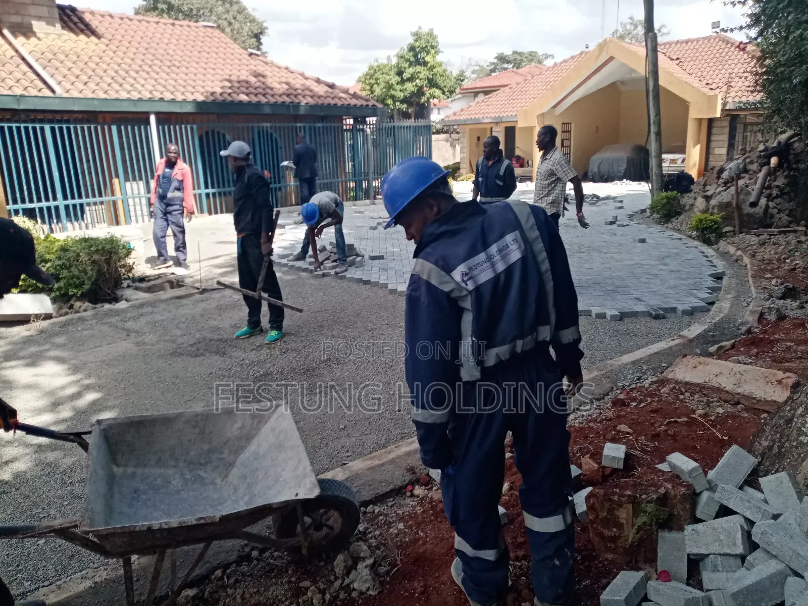 Cabros/Paving Blocks Laying