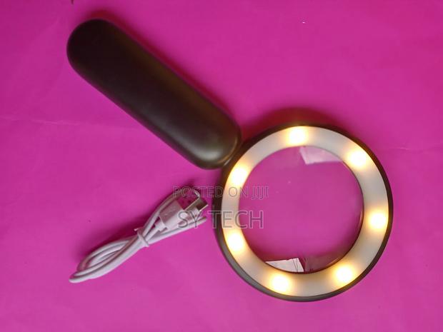 3 Lighting Modes Magnifying Glass - thumbnail 2