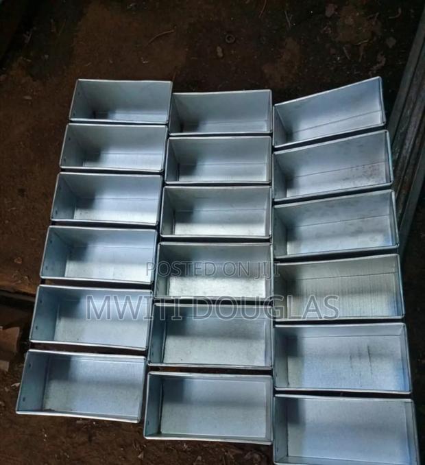 Satisfactory Loaf Baking Tins