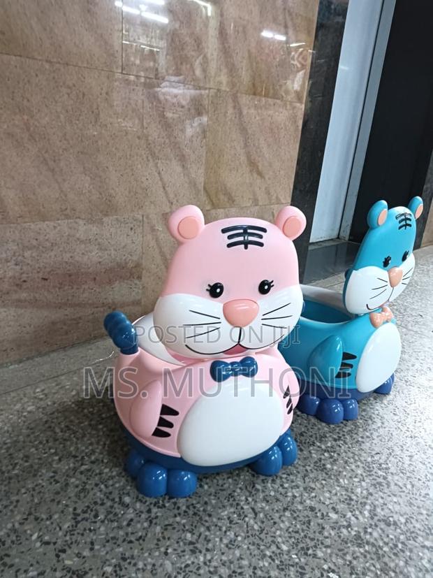 *Kids Cartoon Potty Available in Different Colours - main view