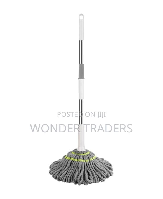 Self Wringing Mop